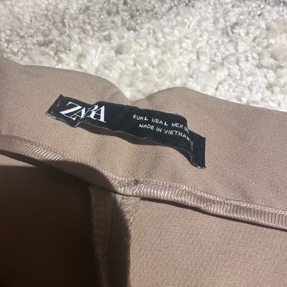 Zara pants - Picture 3 of 3